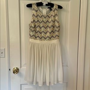 Formal beaded and chiffon short dress